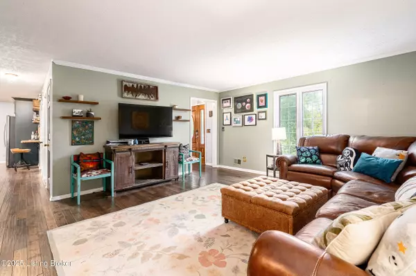 Louisville, KY 40222,112 S Whipps Mill Rd