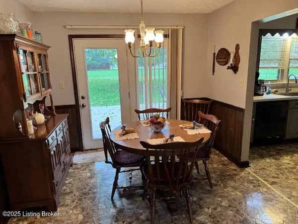 Bedford, KY 40006,22 Fairview Circle Dr