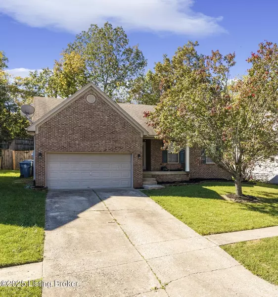 920 Woodland Ridge Cir, La Grange, KY 40031