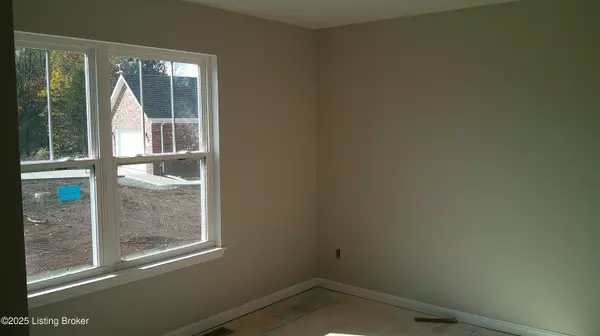 Bardstown, KY 40004,602 Hillcreek Ct