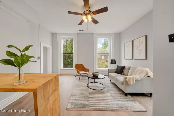 Louisville, KY 40203,1131 S Brook St #APT 3