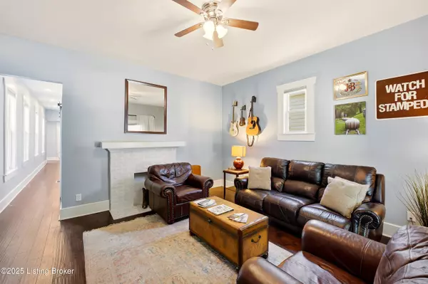 Louisville, KY 40217,632 E Burnett Ave