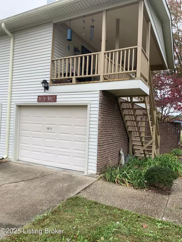 3031 Fordhaven Rd, Louisville, KY 40214