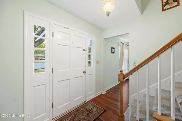 Louisville, KY 40242,2614 Aylesbury Ct