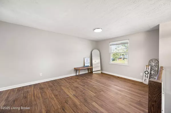 Louisville, KY 40229,11210 Brookley Dr