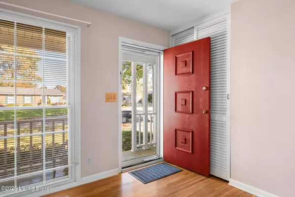 Louisville, KY 40218,2909 Wallingford Ct