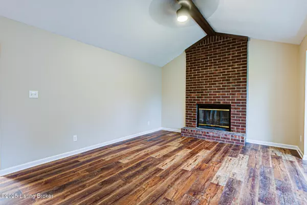 Jeffersontown, KY 40299,10925 Chenwood Ct