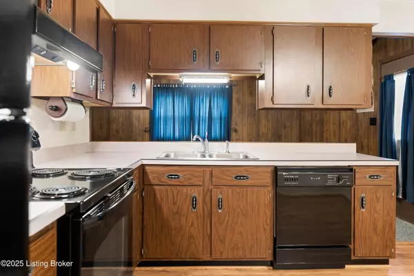 Jeffersontown, KY 40299,10605 Saint Rene Rd