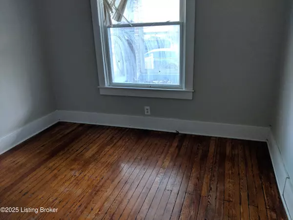 Louisville, KY 40211,3509 River Park Dr