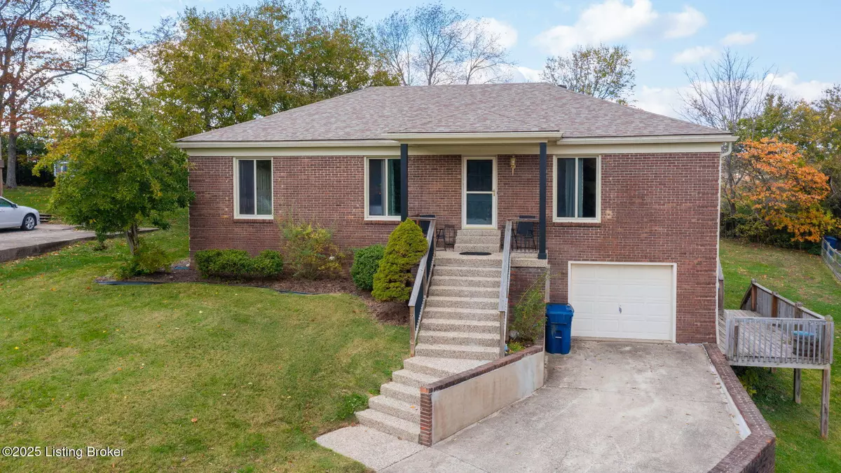 La Grange, KY 40031,1409 Grange Dr