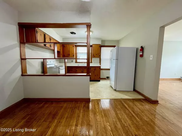 Louisville, KY 40207,208 Breckenridge Ln #1