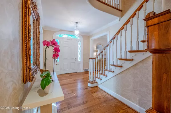 Louisville, KY 40207,320 Mockingbird Hill Rd