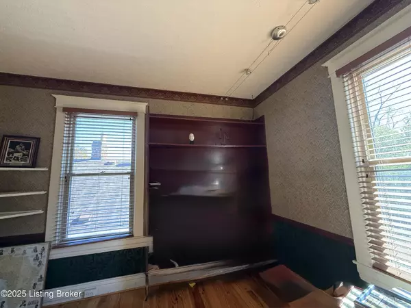 Louisville, KY 40211,3118 Virginia Ave