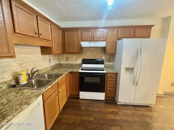 Radcliff, KY 40160,120 Darby Woods Ct