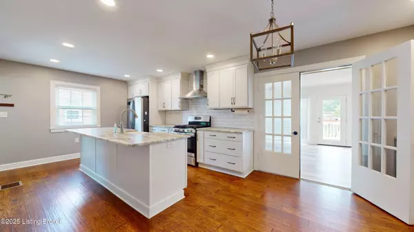 Louisville, KY 40207,4502 Blenheim Rd