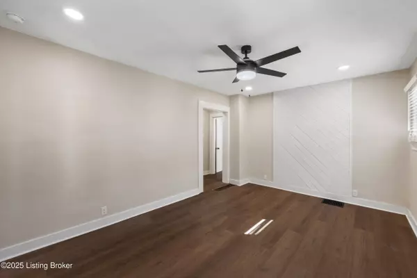 Louisville, KY 40217,1032 Wagner Ave