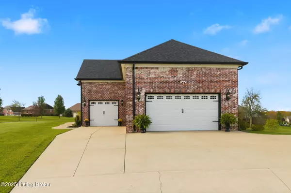 Fisherville, KY 40023,419 Nevin Ln