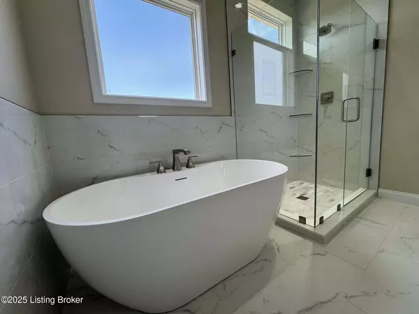 Shepherdsville, KY 40165,124 Cleveland Ct