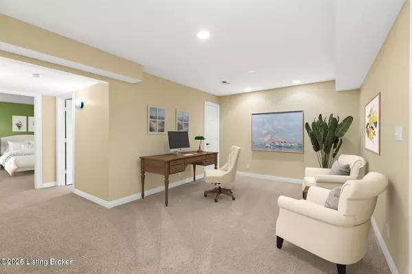 Prospect, KY 40059,9508 Featherbell Blvd