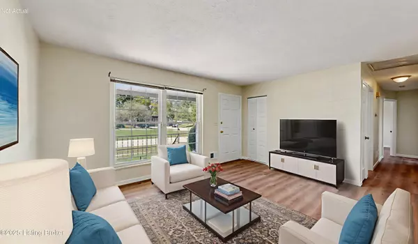 Louisville, KY 40216,5313 Matterhorn Dr