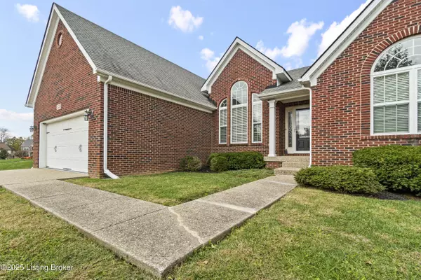 Louisville, KY 40245,18309 Standwick Dr