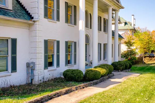 Louisville, KY 40205,1730 Cherokee TER