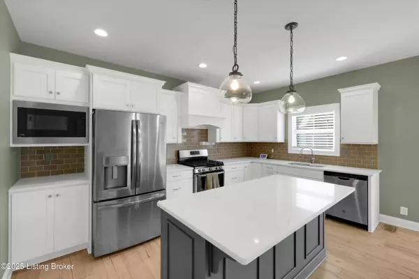 Louisville, KY 40241,5323 Rock Ridge Dr