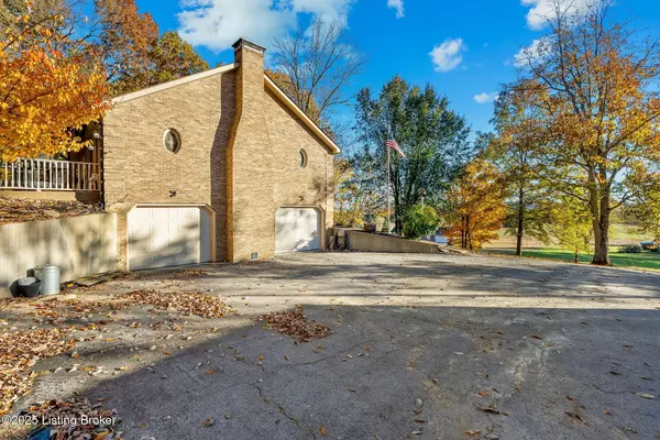 Boston, KY 40107,2170 Petersburg Rd