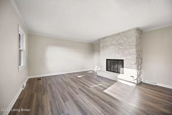 Vine Grove, KY 40175,929 Hickyory Drive