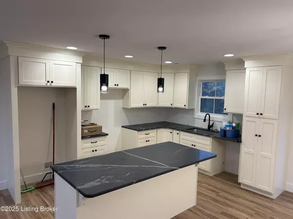 Bardstown, KY 40004,604 HillCreek Ct