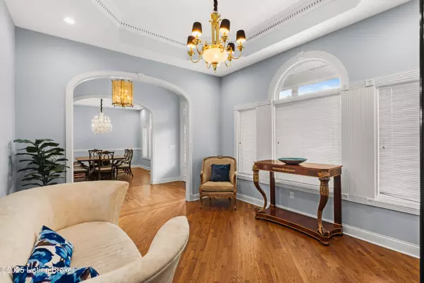 Elizabethtown, KY 42701,707 Foxfire Rd