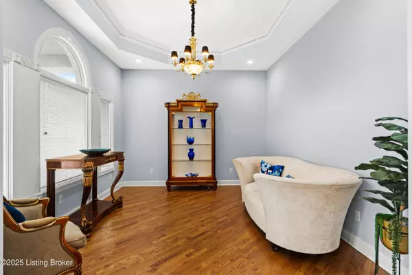 Elizabethtown, KY 42701,707 Foxfire Rd