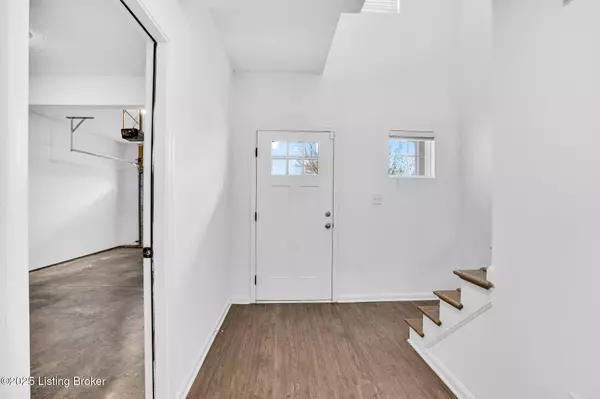 Louisville, KY 40258,6123 Casper Dr