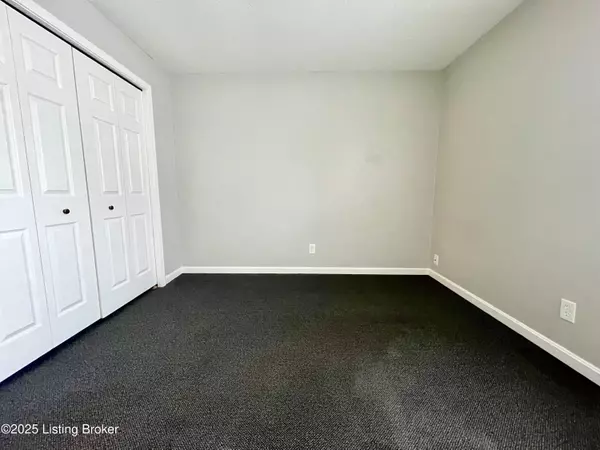 New Albany, IN 47150,1922 Silver St #2