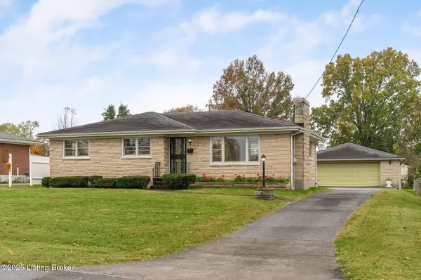 8202 Red Cedar WAY, Louisville, KY 40219