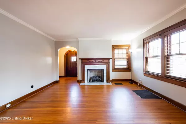 Louisville, KY 40205,1852 Princeton Dr