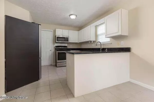 Louisville, KY 40299,11609 Walnut View WAY