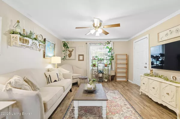 Louisville, KY 40222,1239 Westlynne WAY #2