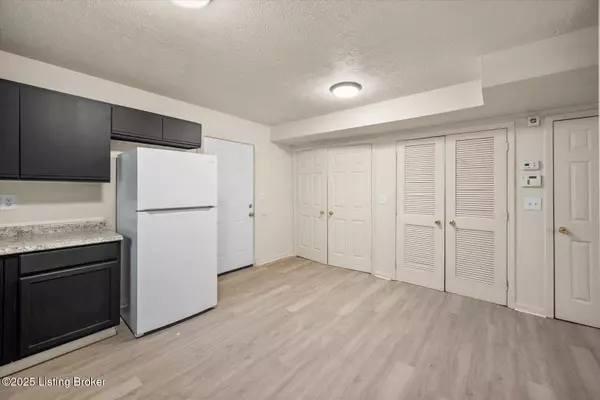 Louisville, KY 40210,1351 S 20th St