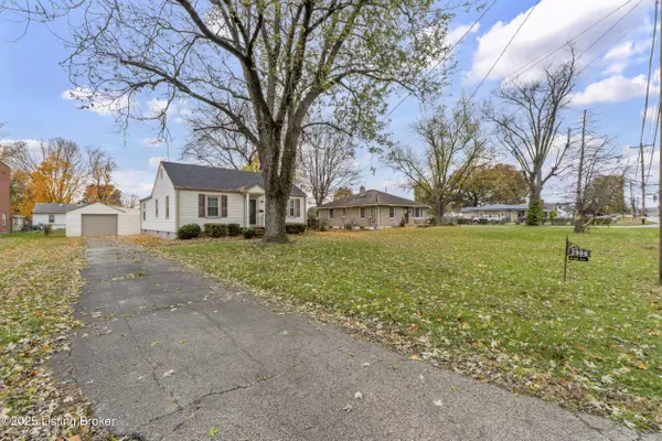 Louisville, KY 40216,2906 Ralph Ave