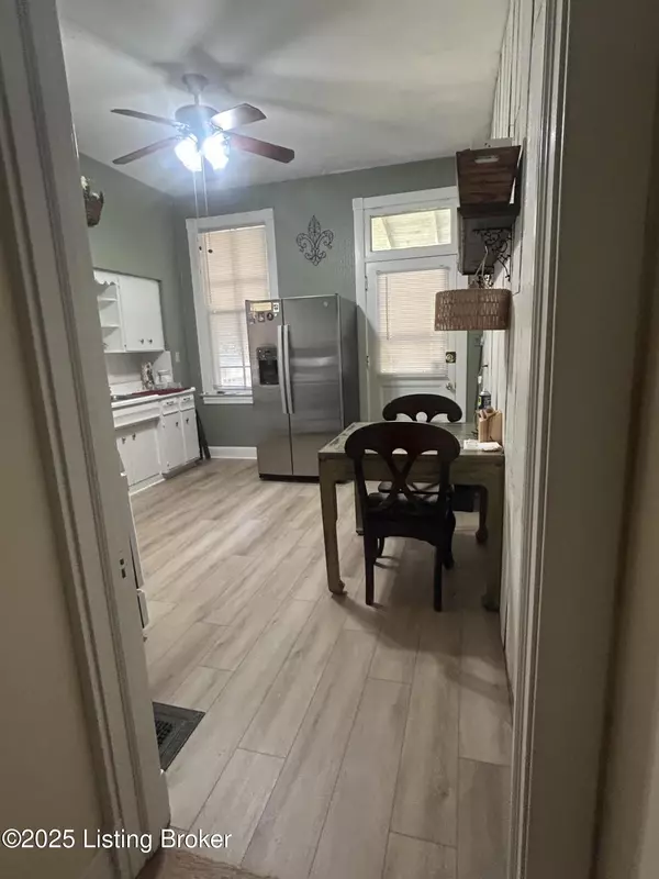 Louisville, KY 40204,1327 Hepburn Ave