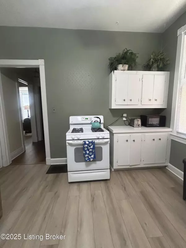 Louisville, KY 40204,1327 Hepburn Ave