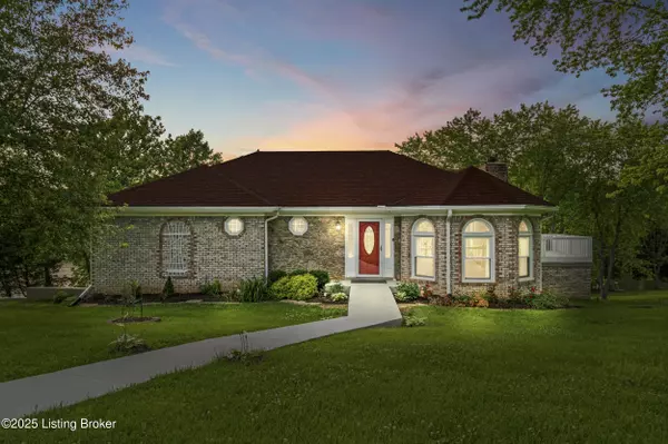 3205 Lake Pointe Ct, Crestwood, KY 40014