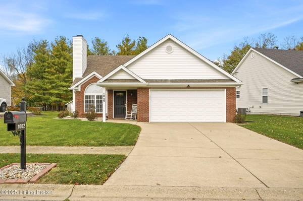 1002 Station Pointe Ln, Simpsonville, KY 40067