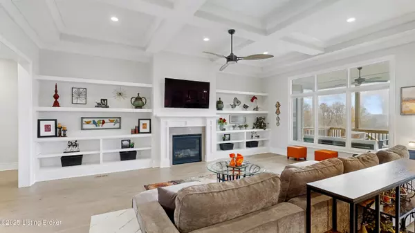 Crestwood, KY 40014,7388 Edith WAY