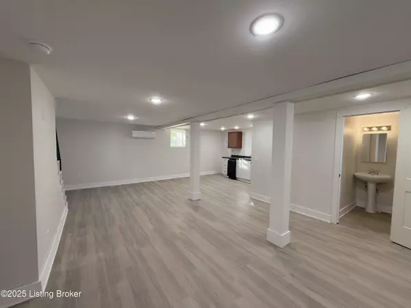 730 Hazel St #101, Louisville, KY 40211