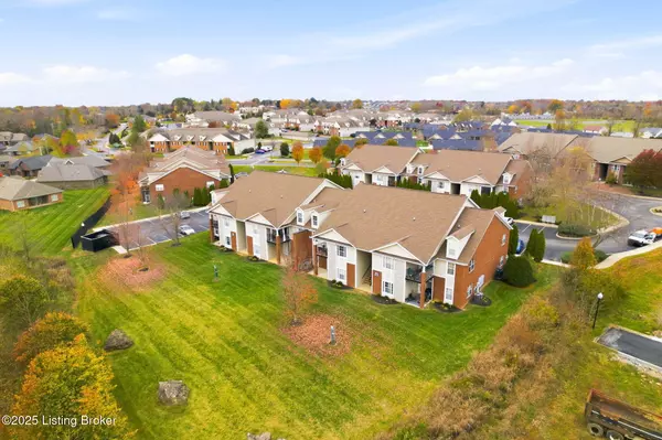 Louisville, KY 40291,10201 Deer Vista Dr #103