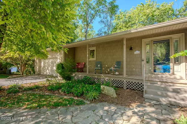 1603 Pleasure Cove Dr, La Grange, KY 40031