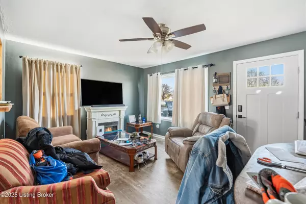 Shelbyville, KY 40065,1348 Cross Keys Rd