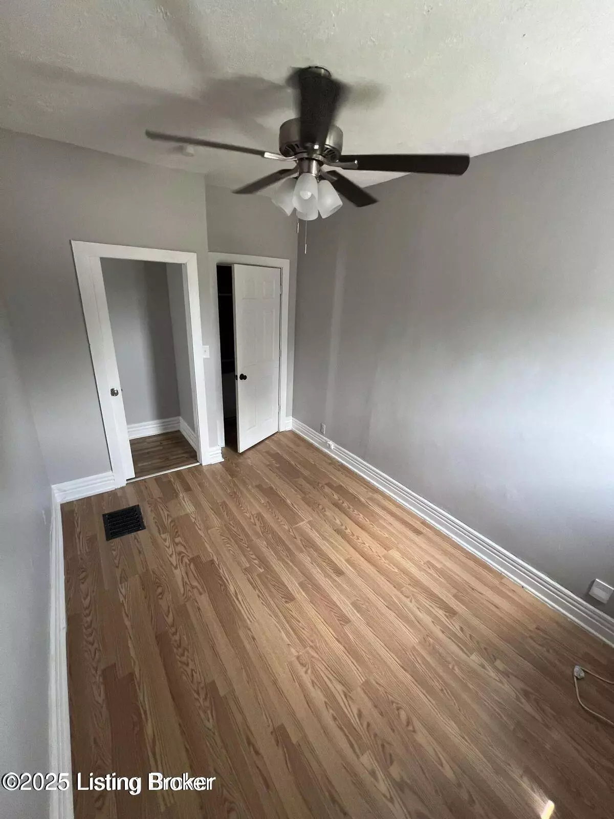 Louisville, KY 40217,1342 Hickory St